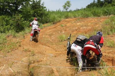 img0100.jpg